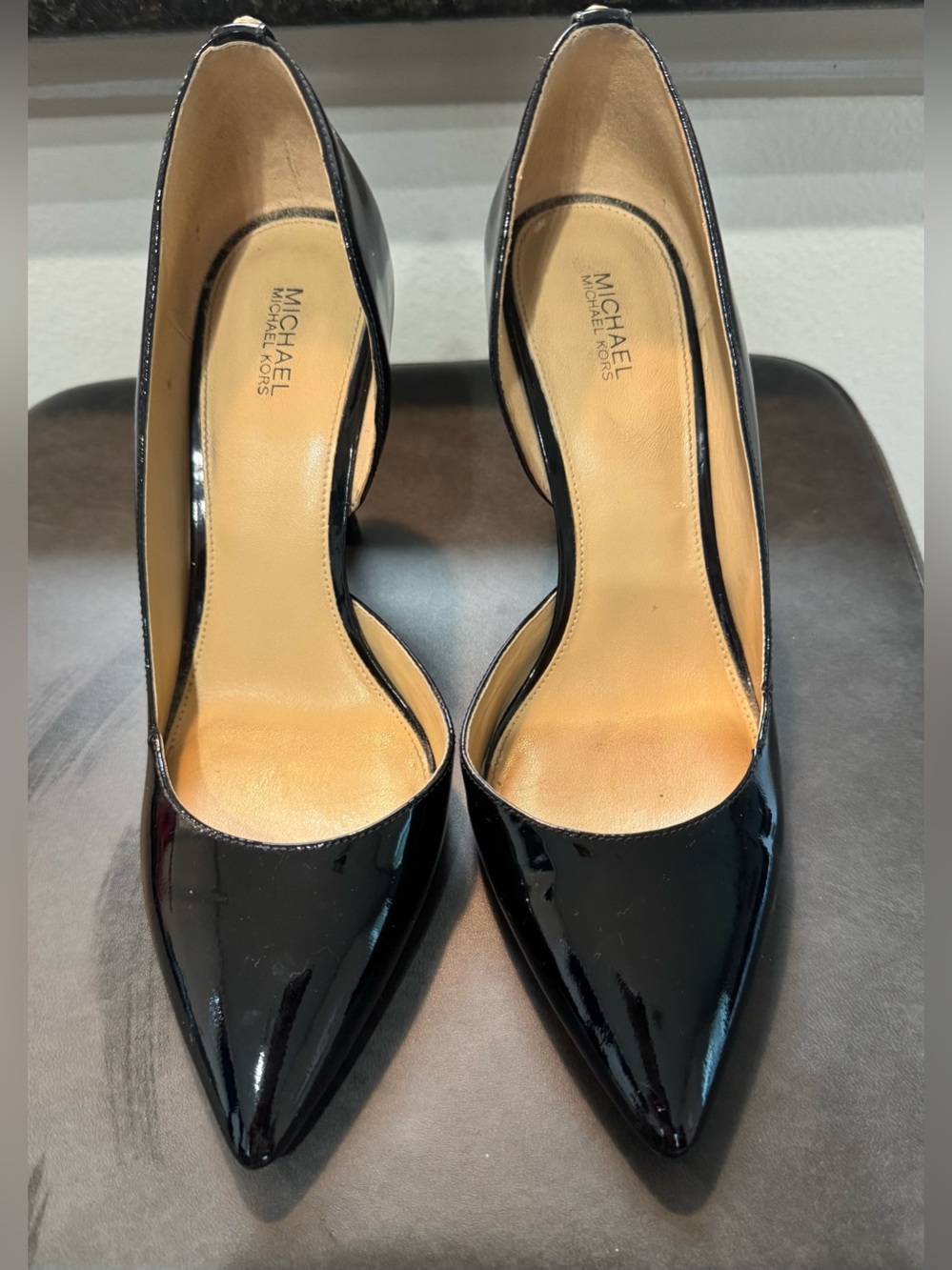 MICHAEL Michael Kors Black Patent Pointed Toe Pumps - Picture 8 of 8